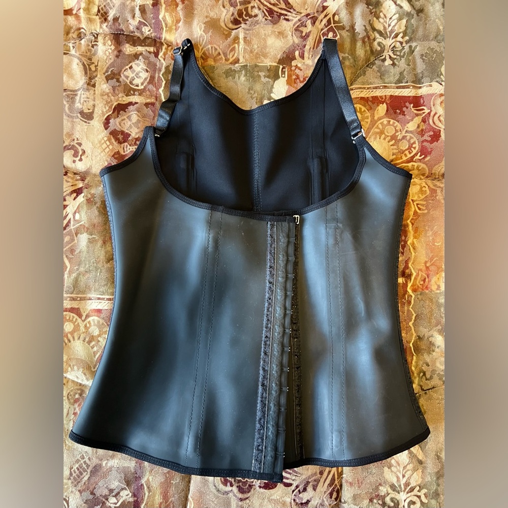Squeez Me Skinny black latex waist cincher with removable shoulder straps